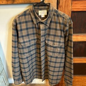 Filson shirt in good used condition size large